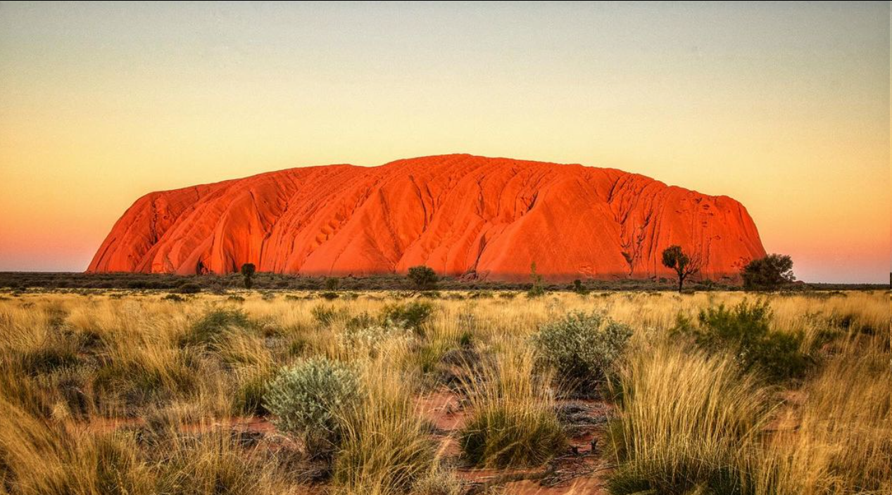 Harry Crowder | Ultimate Guide to the Best Time to Visit Ayers Rock (Uluru) | Travel Tips